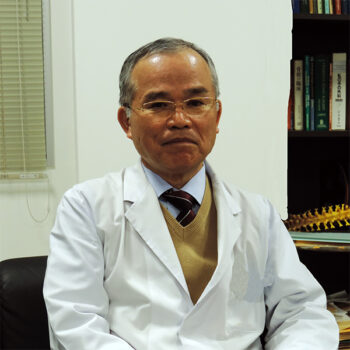 一般財団法人 積善会愛媛十全医療学院附属病院　光長 栄治 院長