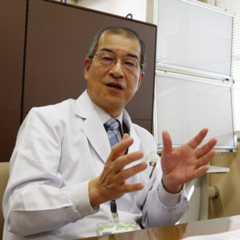 独立行政法人国立病院機構 愛媛医療センター　岩田　猛 院長