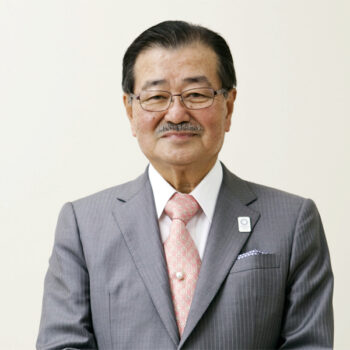 久留米大学　学長 永田 見生