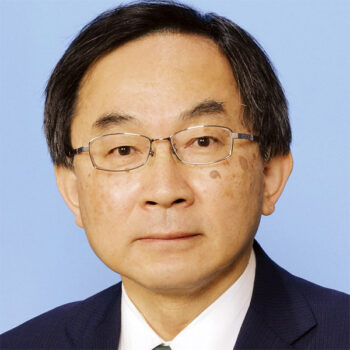 久留米大学病院　病院長 八木　実
