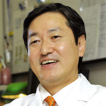 琉球大学医学部附属病院　病院長 藤田 次郎