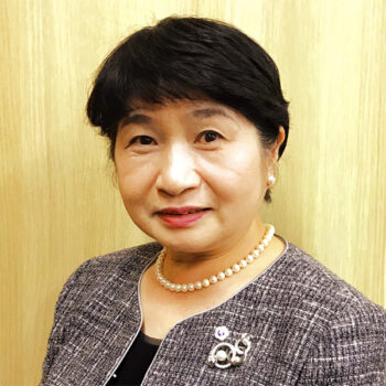 鹿児島県看護協会　会長 田畑 千穂子