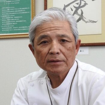 沖縄県立中部病院　本竹 秀光 院長