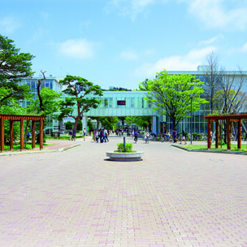 国立大学法人秋田大学 創立70周年