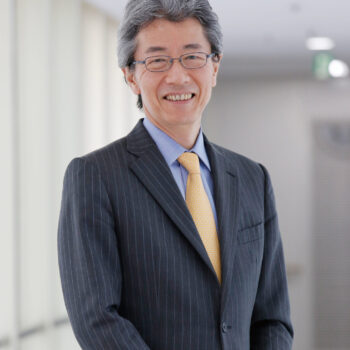国立大学病院長会議   千葉大学医学部附属病院　会長・病院長　山本  修一