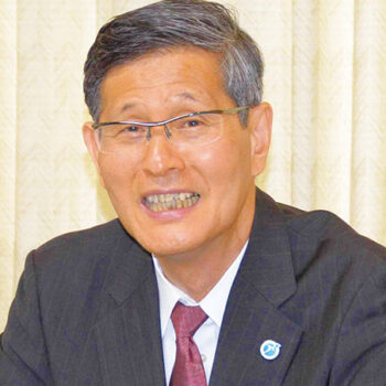 地域医療機能推進機構 （JCHO）　理事長　尾身  茂