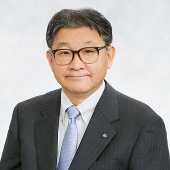 大阪市立大学医学部附属病院　理事・病院長  平田  一人