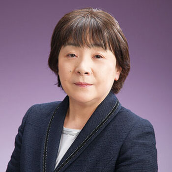 山口県看護協会　会長  西生  敏代