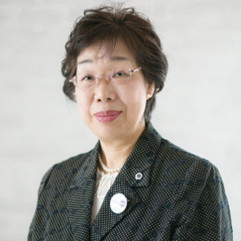 愛媛県看護協会　会長  小椋  史香