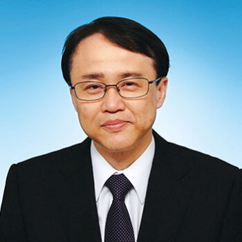 福岡歯科大学医科歯科総合病院　病院長  阿南  壽