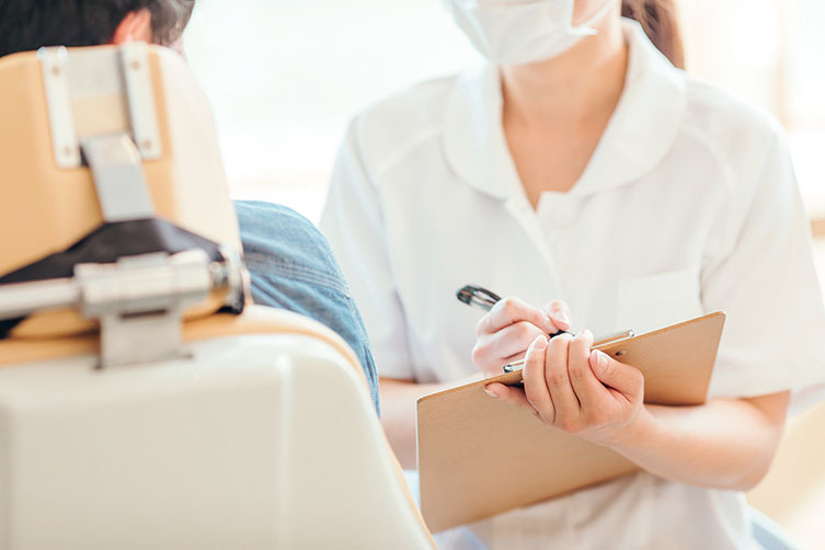日本看護協会の提案から考える　看護職の「働き方改革」