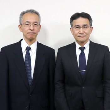 教授2人体制で、「深く」「広く」学べる教室に