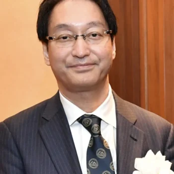 手外科の専門病院へ 強みを軸に体制転換 